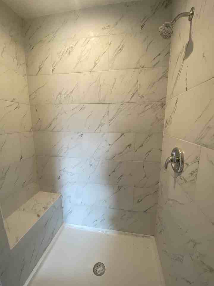 Damen - Photo 6 of 14