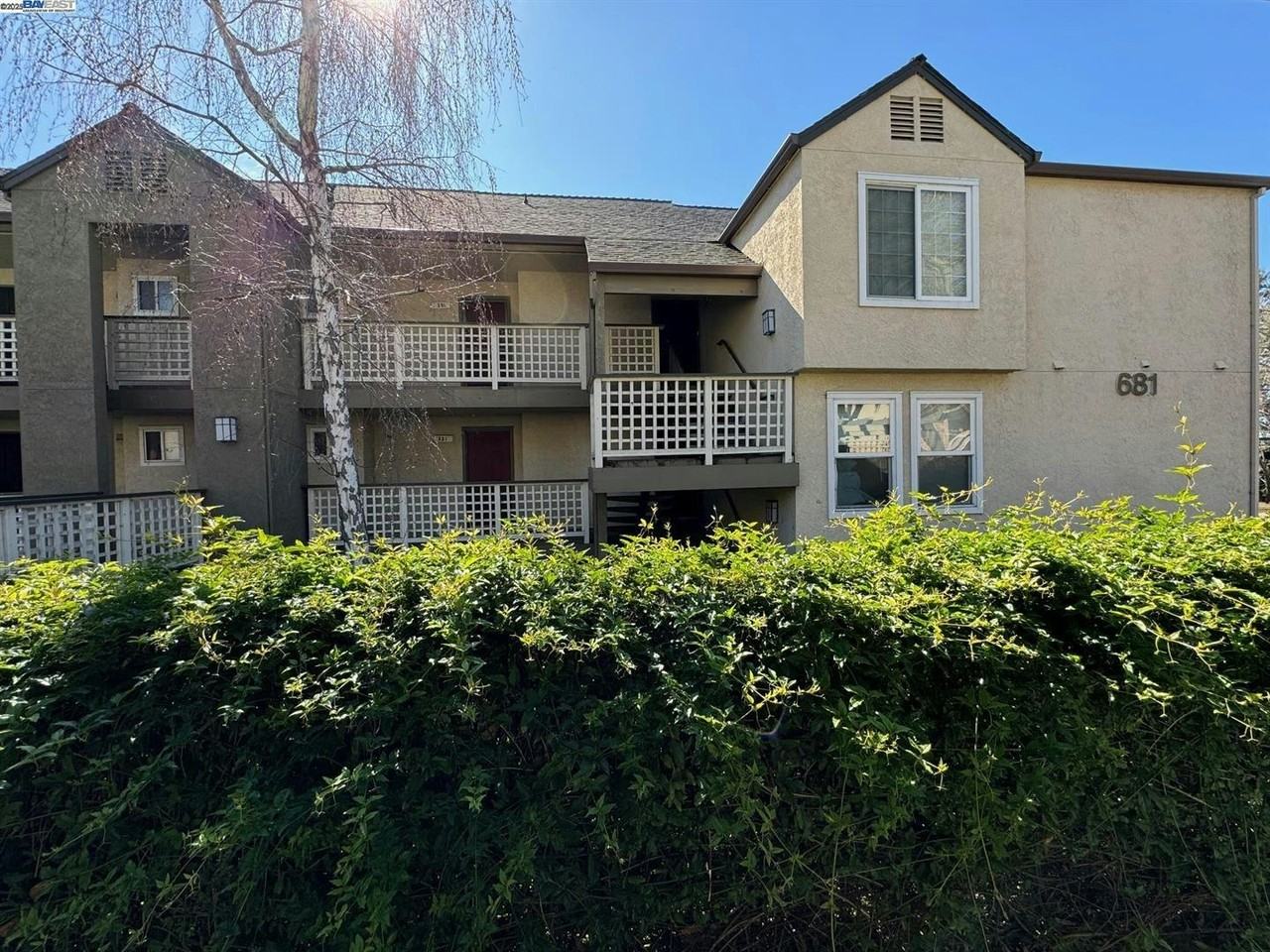 681 Royston Lane, Unit 331 - Photo 2 of 28