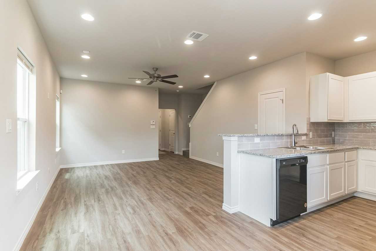 122 Peruna Drive - Photo 6 of 17