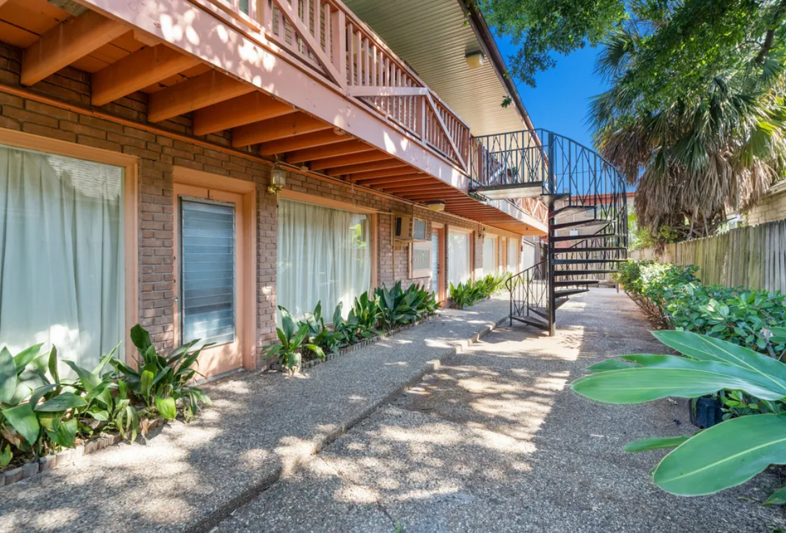 4320 Leeland Street - Photo 6 of 50