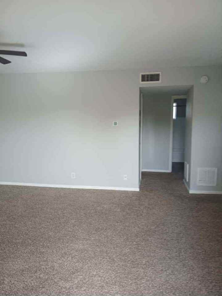 4309 Pease Street - Photo 4 of 10