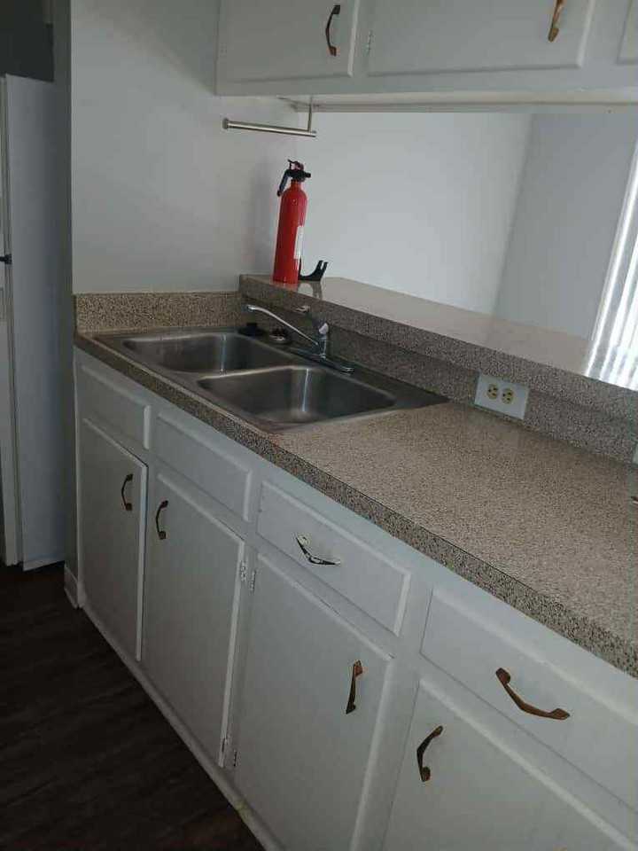 4309 Pease Street - Photo 6 of 10