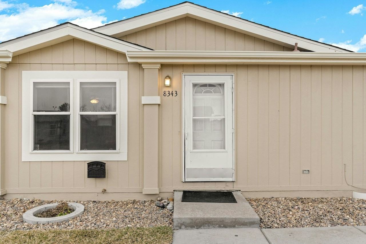 8343 Kearney Street - Photo 3 of 19