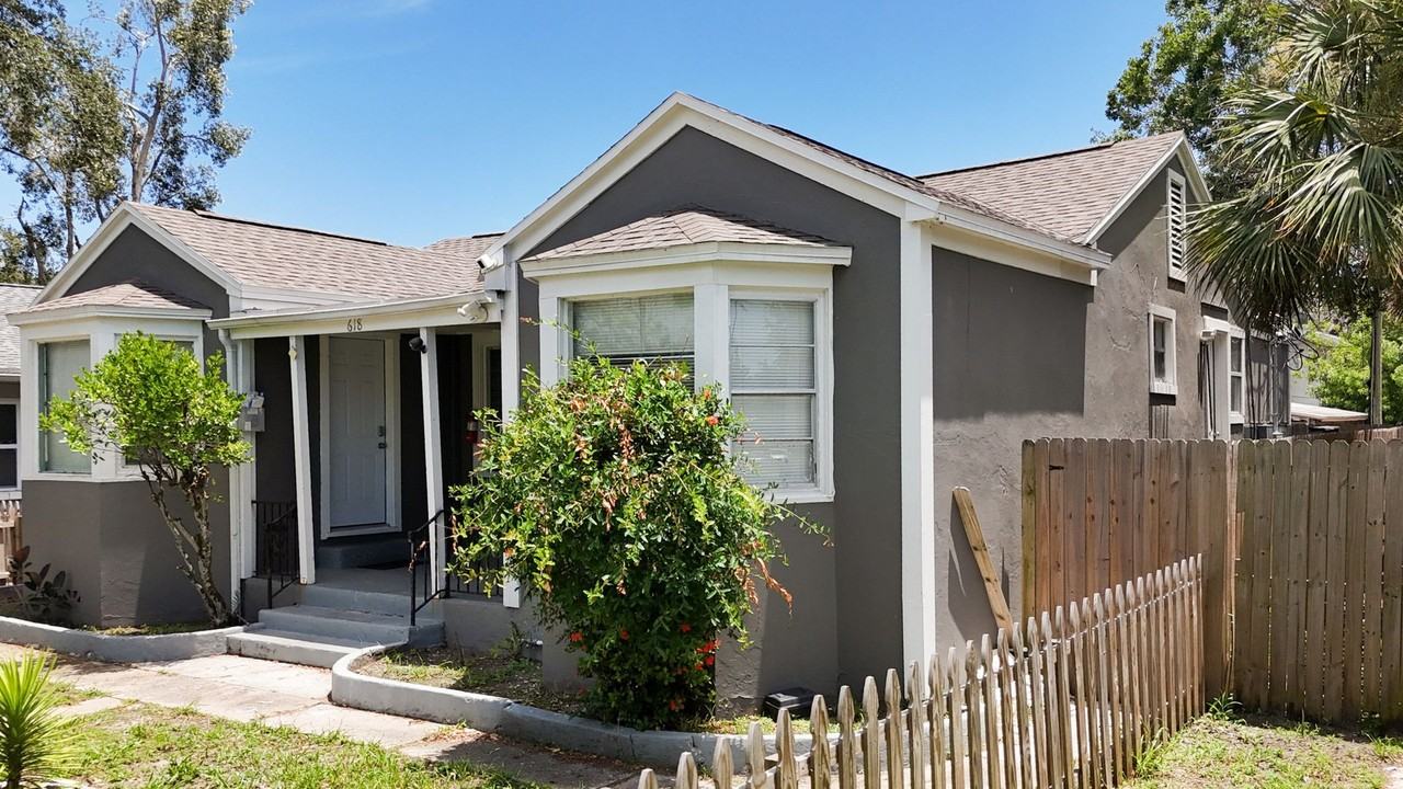 618 17th Avenue South - Photo 2 of 50