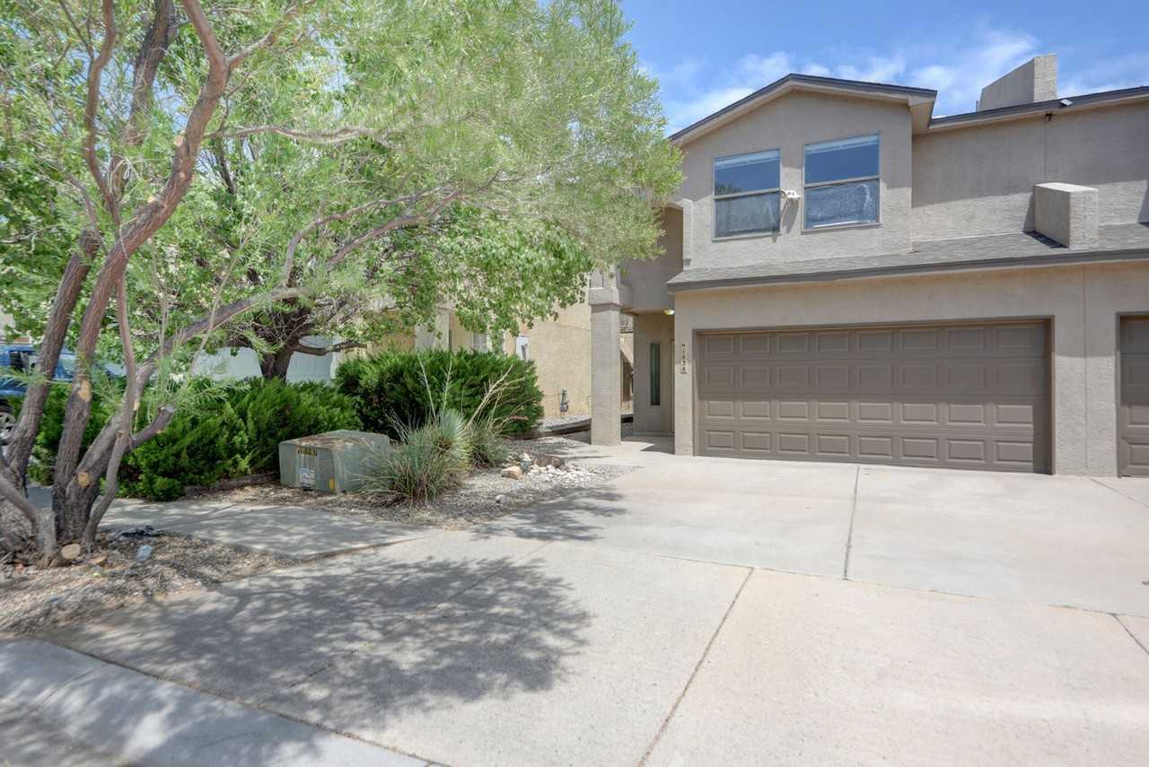 1838 Moneda Dr Nw - Photo 2 of 27