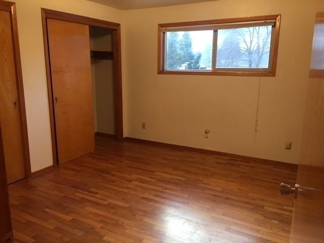 951 Nw Portland Ave - Photo 5 of 7