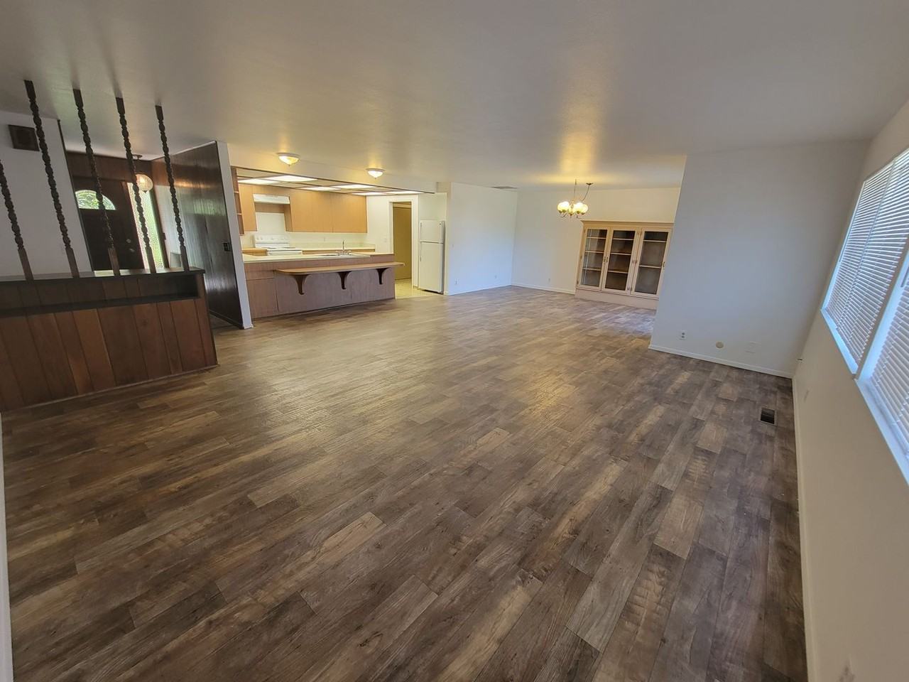 426 Stanmar Dr - Photo 4 of 30