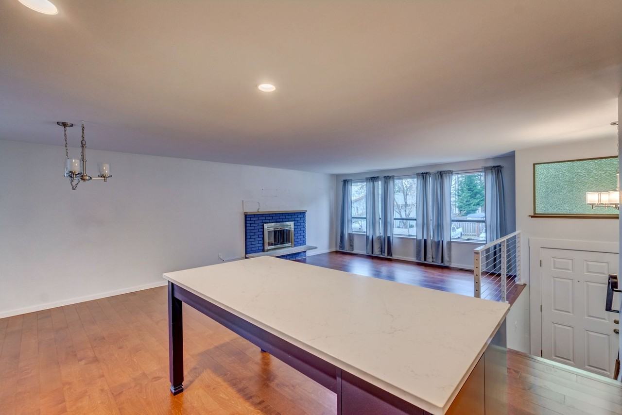 742 Sw 11th Ct - Photo 6 of 31