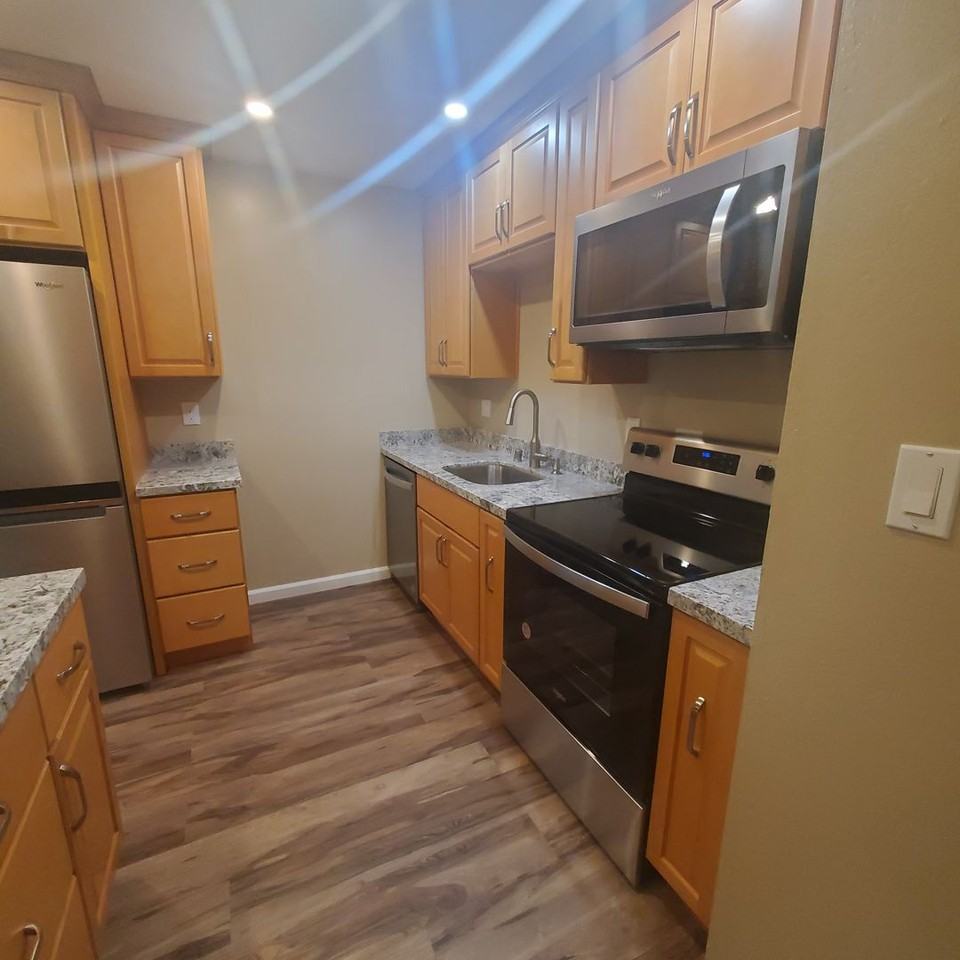 2420 Pleasant Hill Rd #6 - Photo 3 of 27
