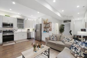 featured image of 2316 W Augusta Blvd