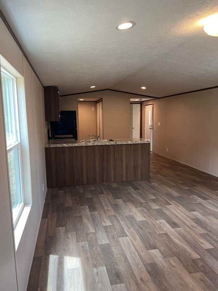 1008 Evergreen Dr - Photo 5 of 20