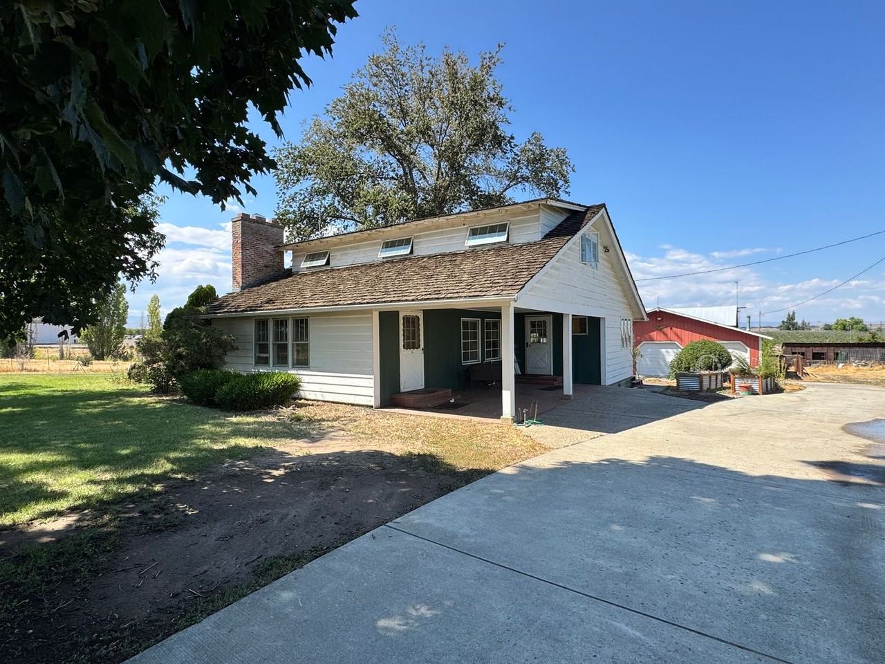 12505 Occidental Rd - Photo 2 of 24