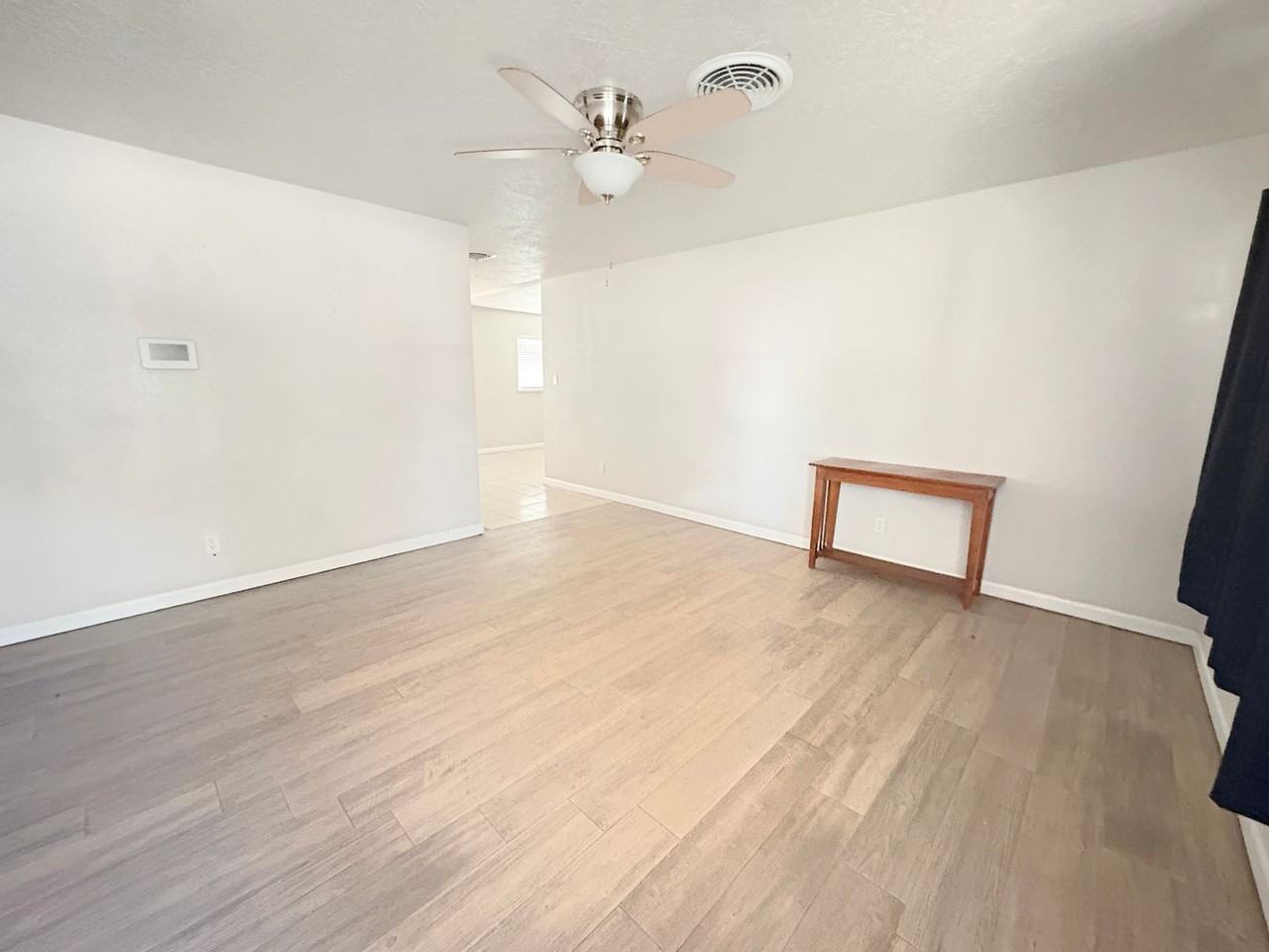 907 W Coal Ave - Photo 2 of 10