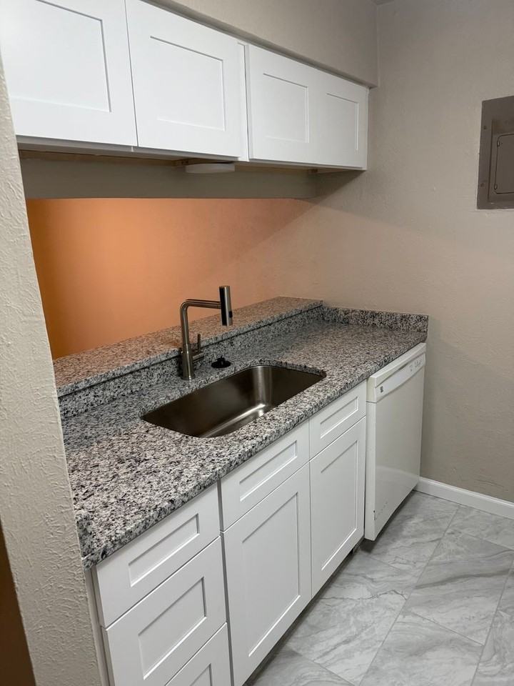 5630 Boca Raton Blvd - Photo 2 of 20