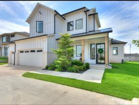 8928 Nw 130th St - Photo 1 of 1