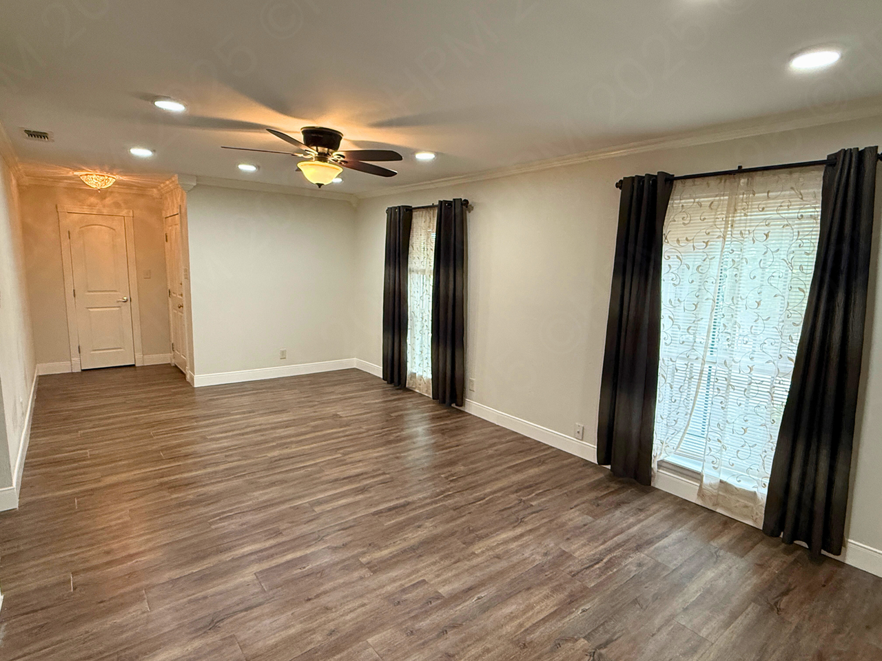 5222 E Rolling Ridge Dr - Photo 2 of 15