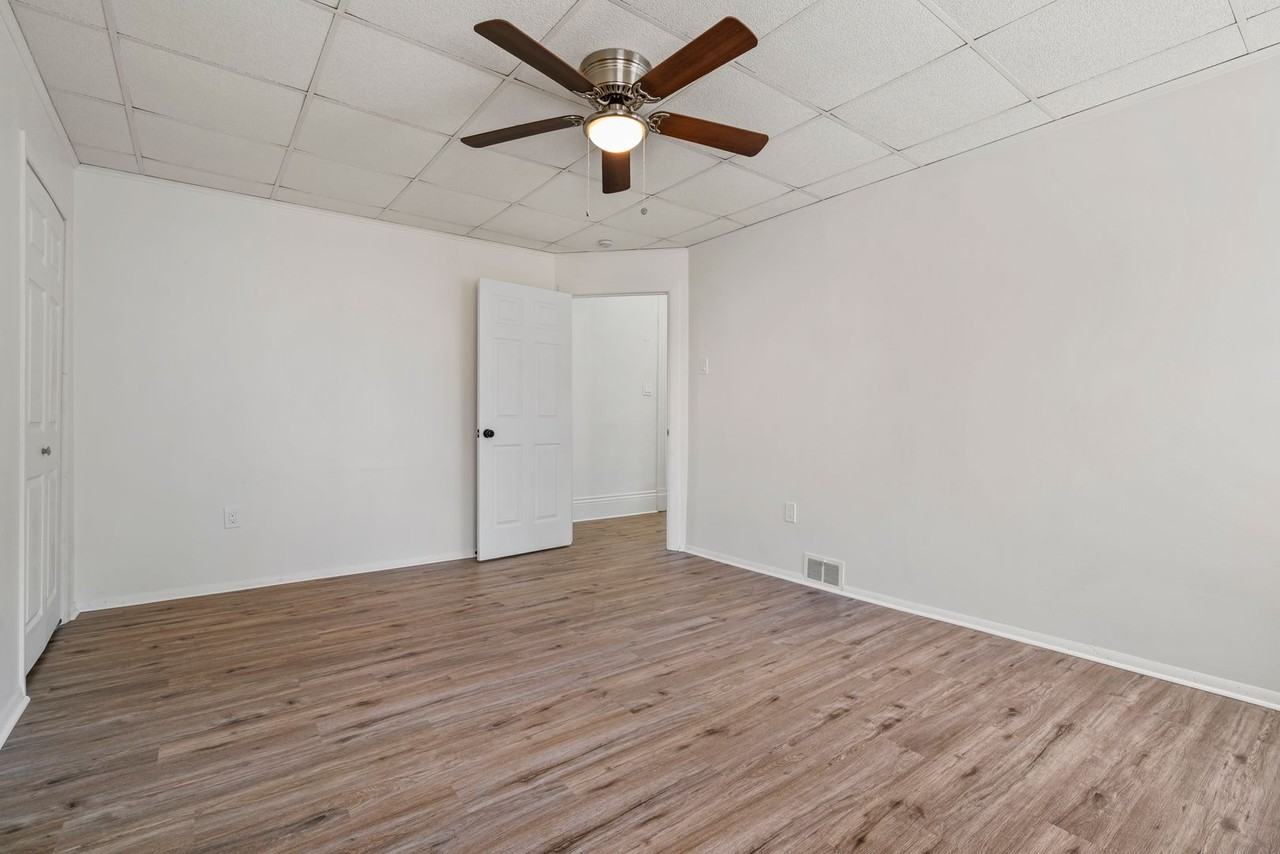 32 Mount Oliver St - Photo 6 of 24