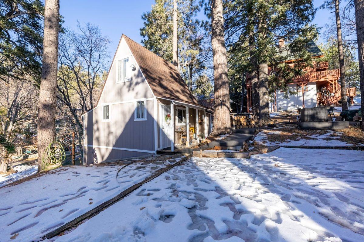 33275 Wild Rose Dr - Photo 3 of 18