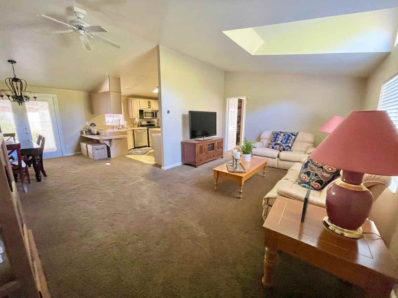 4628 Smugglers Point Ln - Photo 3 of 19