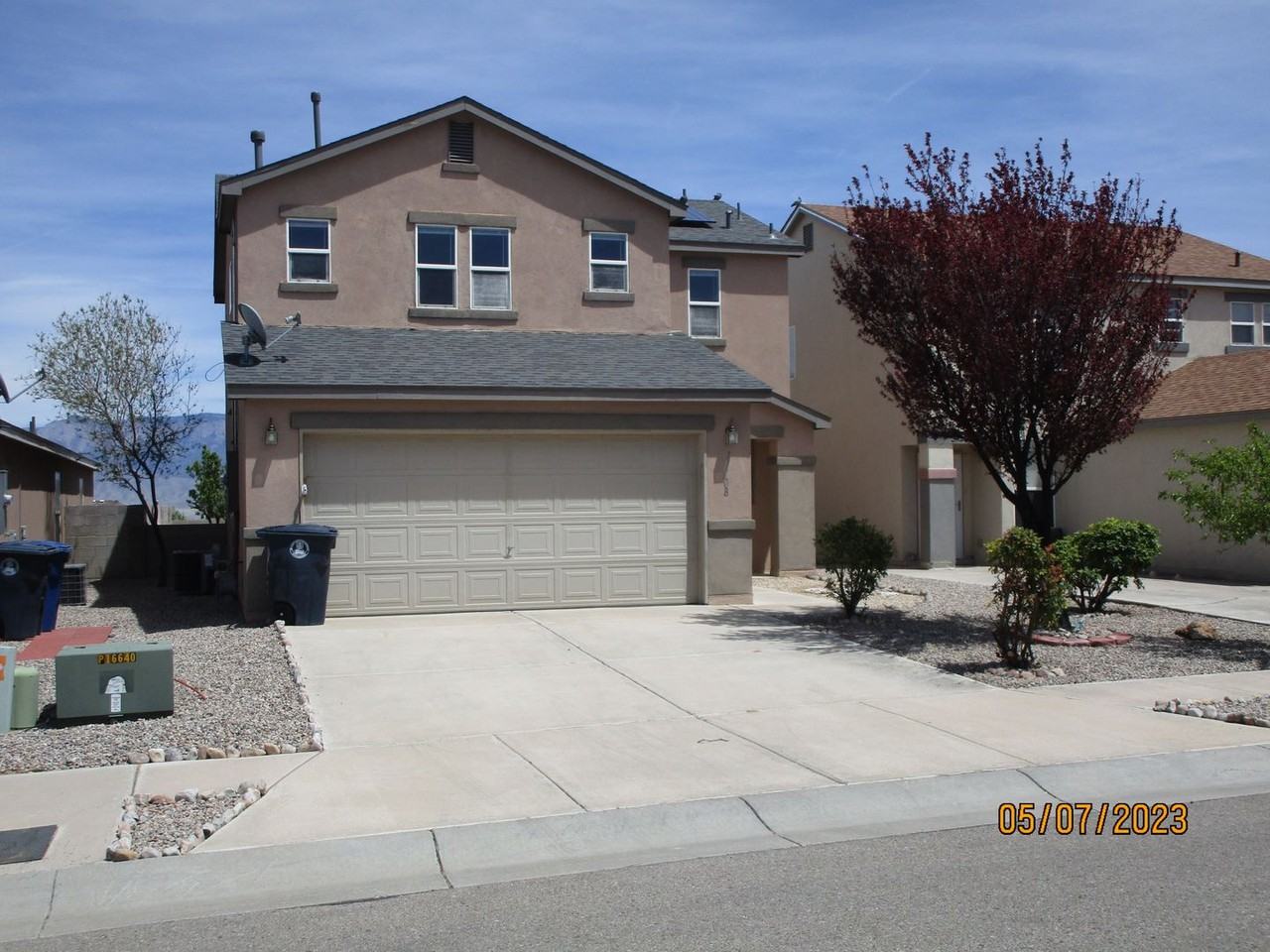 11108 Fiesta Park Nw - Photo 2 of 21