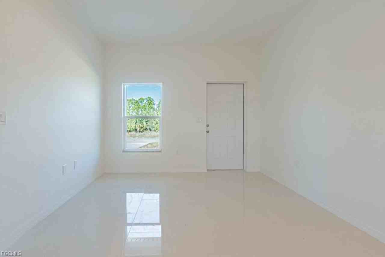 2602 18th St W - Photo 7 of 20