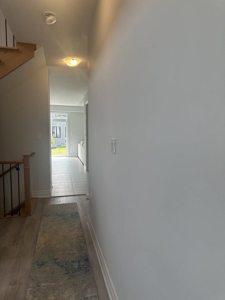 38 Del Ray Cres - Photo 2 of 23