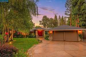 featured image of 144 Irongate Ct