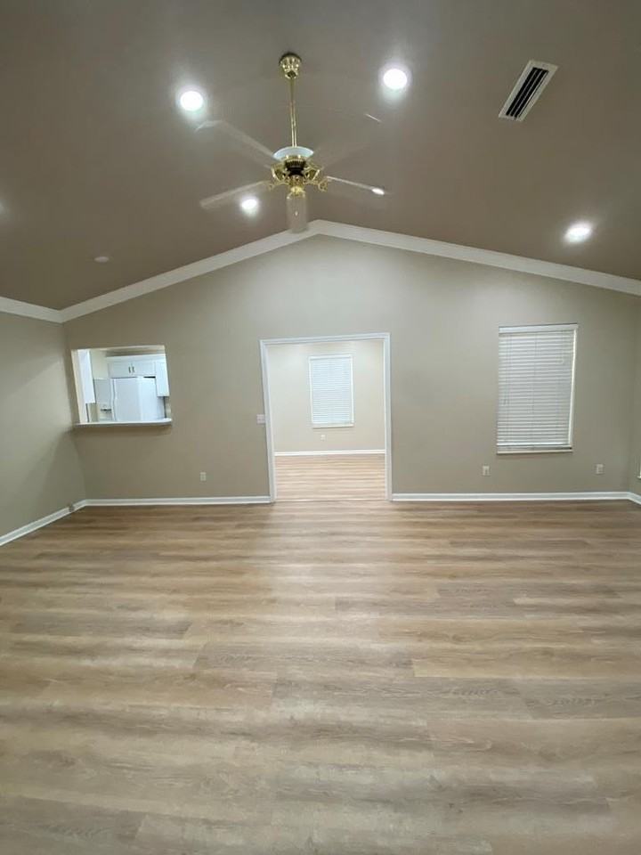 203 Bougainvillea Cir - Photo 5 of 18