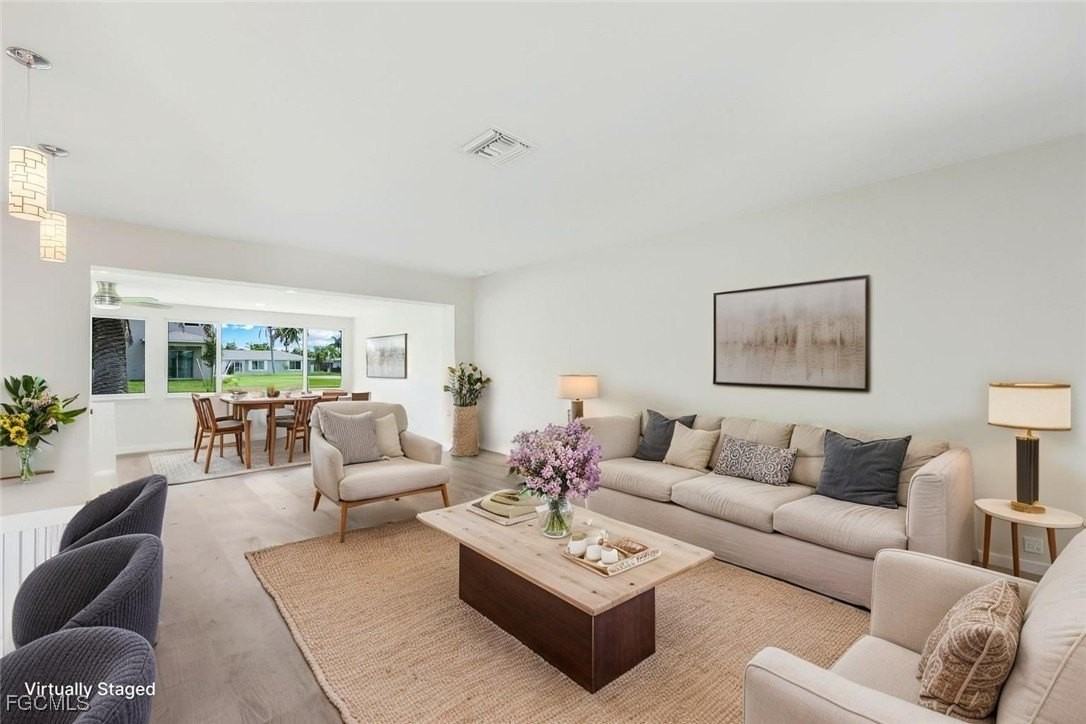 1202 Se 14th Ter - Photo 6 of 30