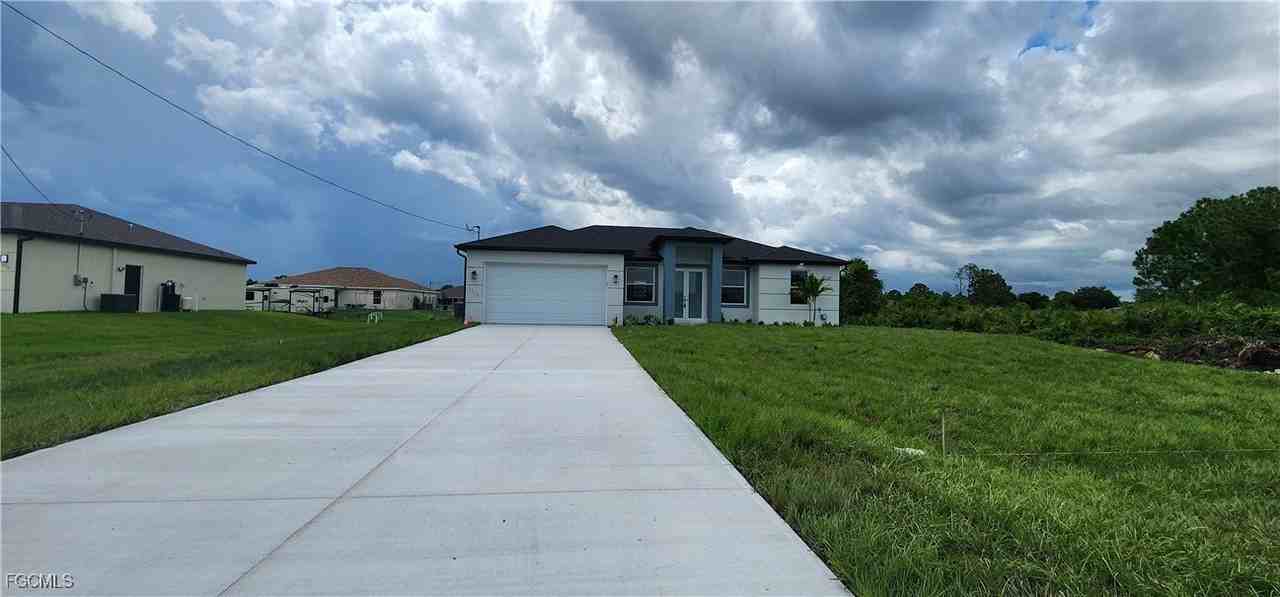 1050 Eisenhower Boulevard - Photo 2 of 16