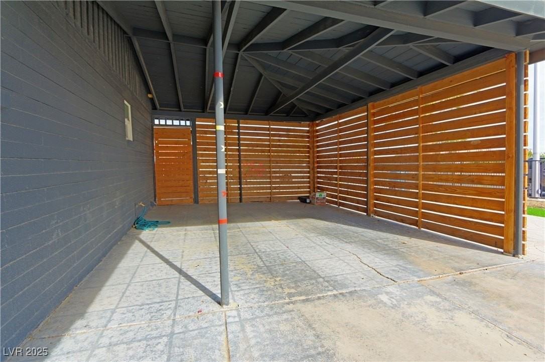 2108 S 6th St - Photo 3 of 19