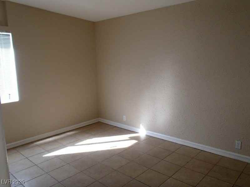 1880 Caballero Way - Photo 6 of 15