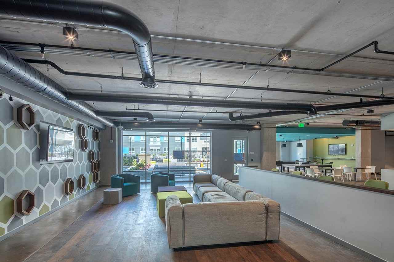 Theory Syracuse - Photo 3 of 24