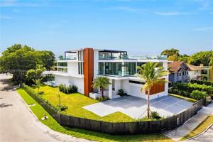 featured image of 1248 Ne 89th St