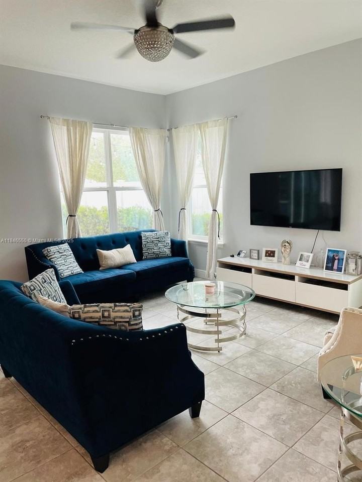 7254 Desert Mandarin St #7254 - Photo 6 of 26