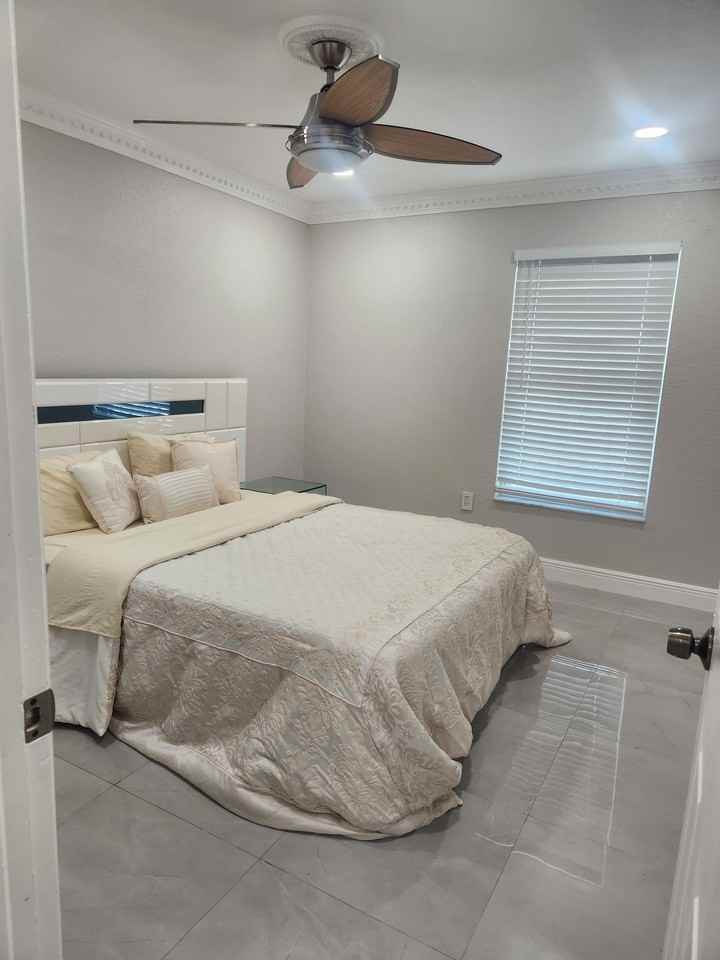 13381 Nw 7th Ter - Photo 5 of 7