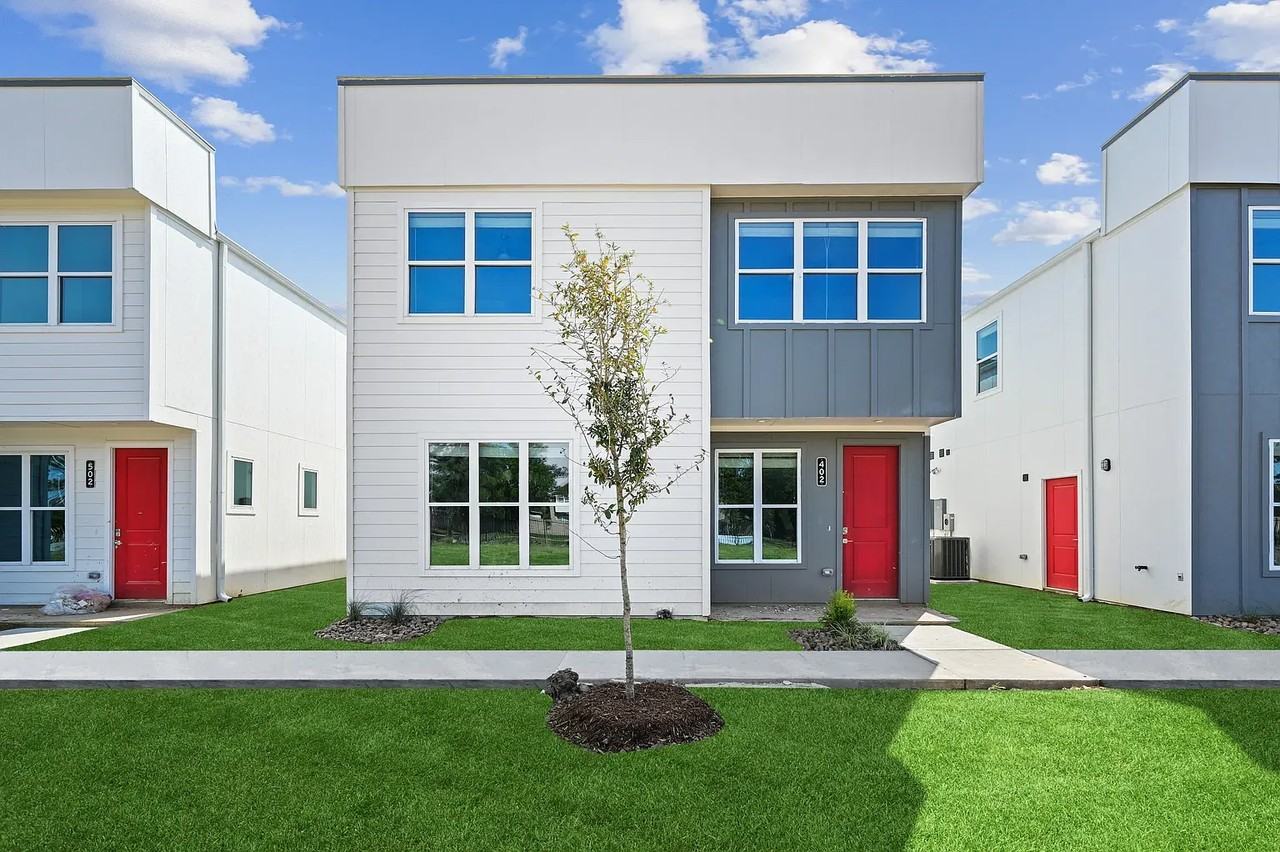 13588 Ella Blvd #2501 - Photo 2 of 8