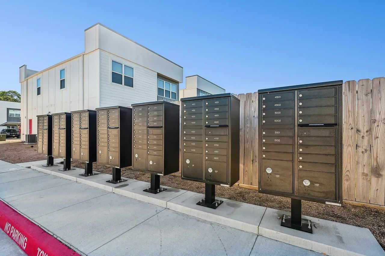 13588 Ella Blvd #2501 - Photo 3 of 8