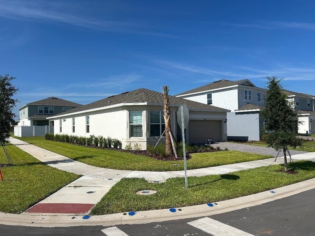 5548 Settlingstone Ln - Photo 2 of 46