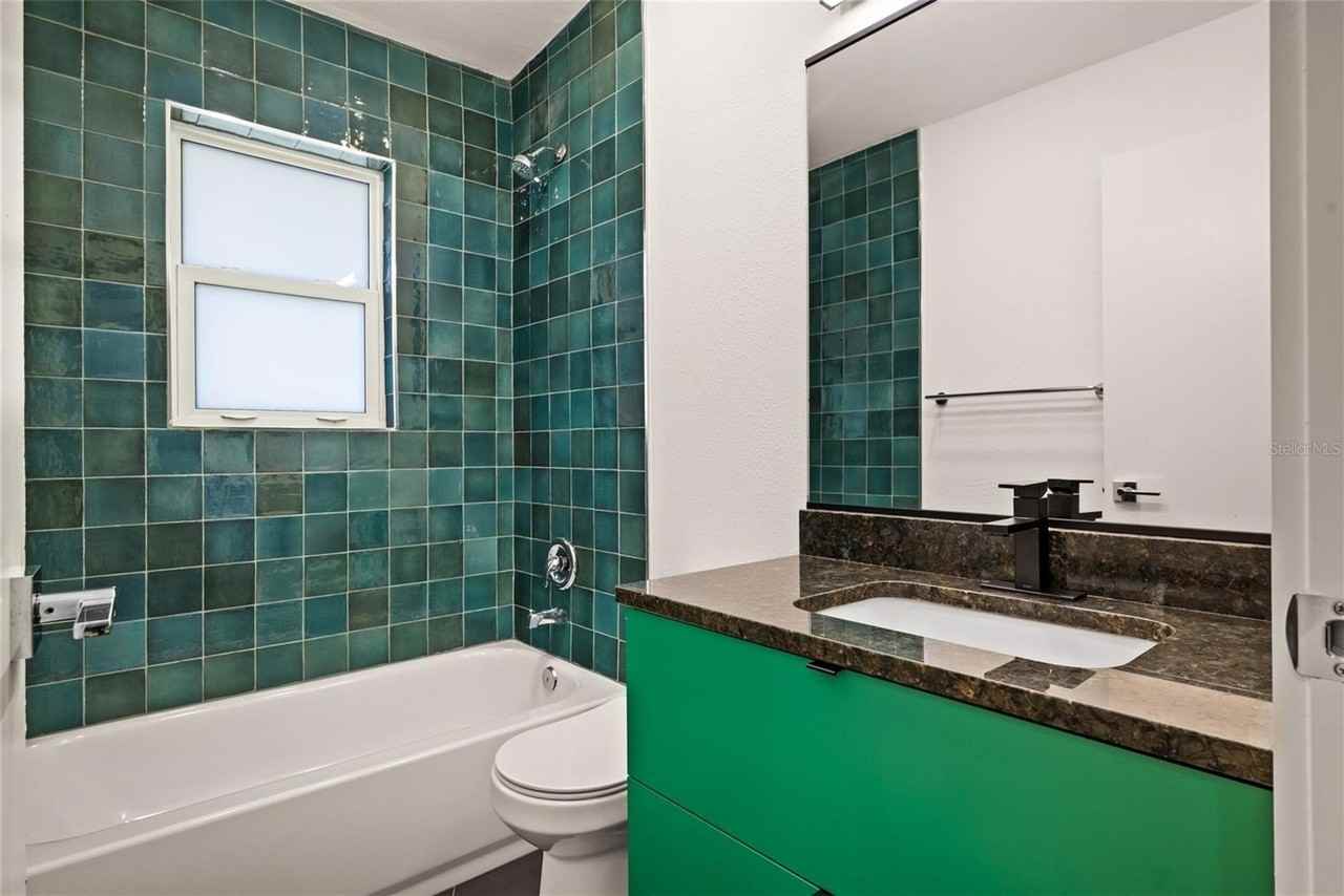 25 Turner St #3 - Photo 5 of 11