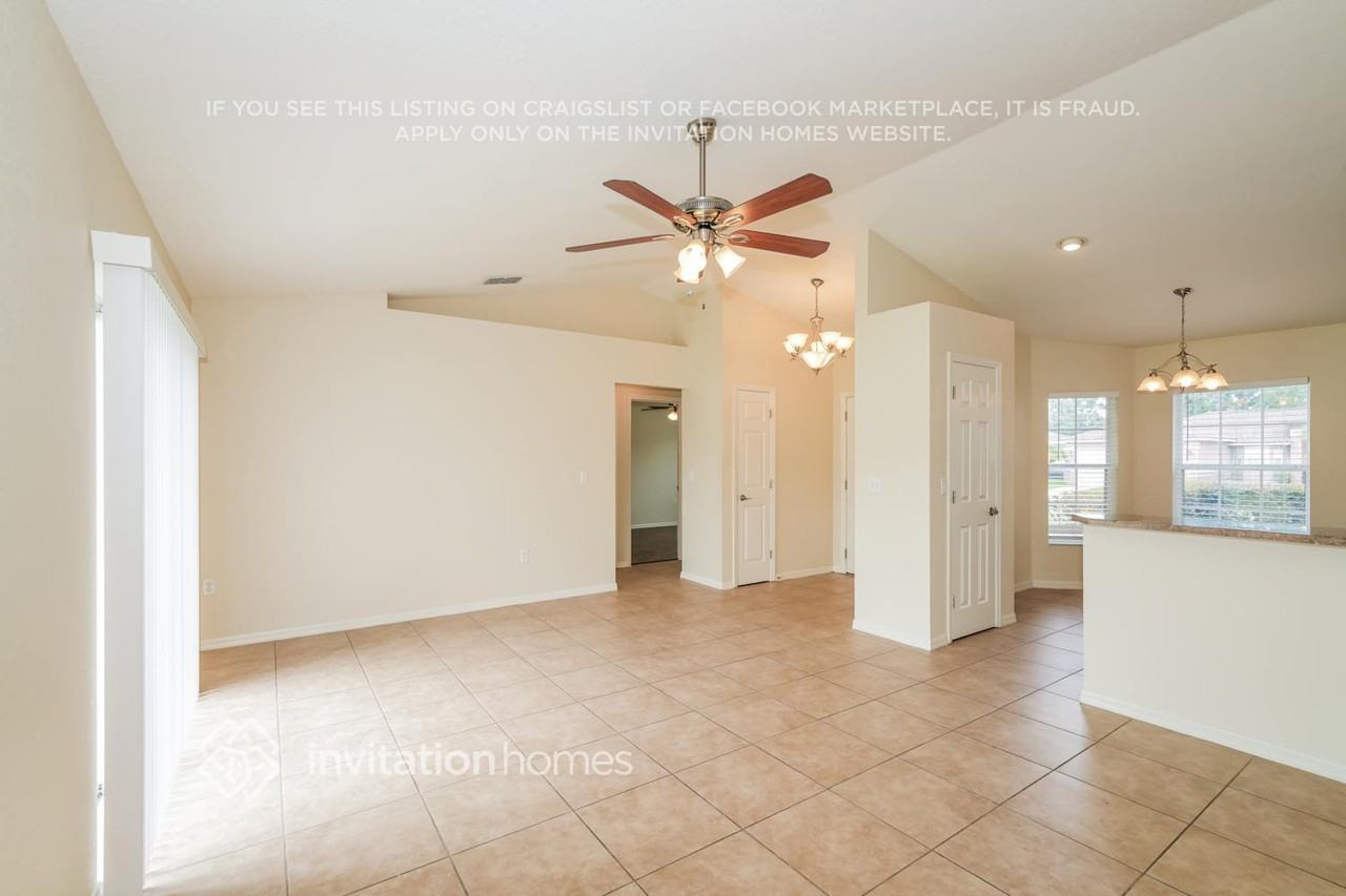 7984 Princeton Manor Cir - Photo 3 of 12