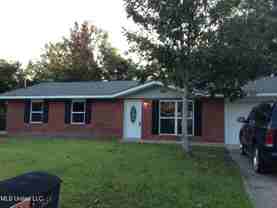 7658 Lexington Dr - Photo 1 of 1