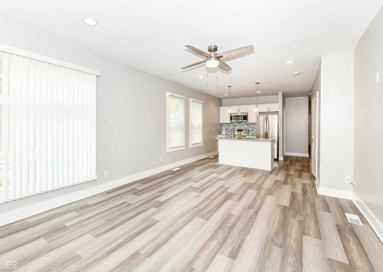 2645 N College Ave #A - Photo 7 of 25