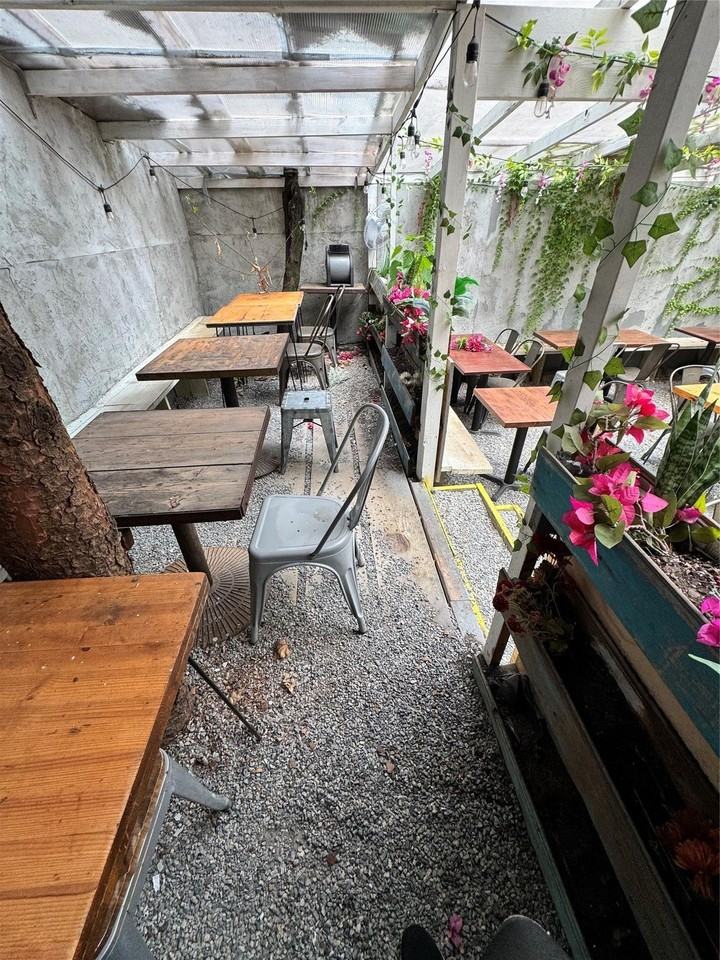 622 Washington Ave - Photo 2 of 12