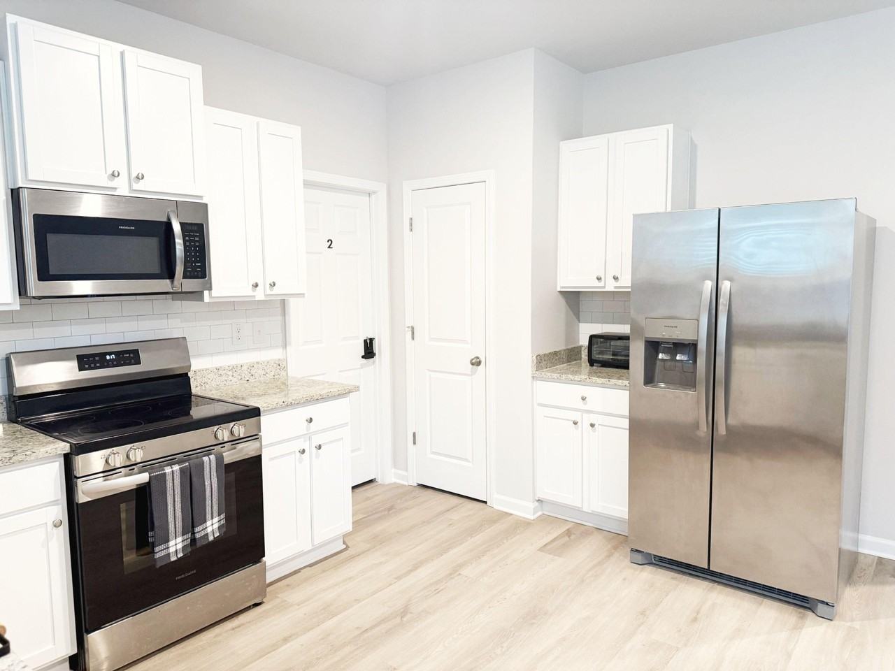 Fourwood Dr - Photo 3 of 27