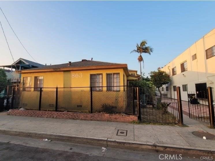 863 W Vernon Ave #3 - Photo 2 of 12