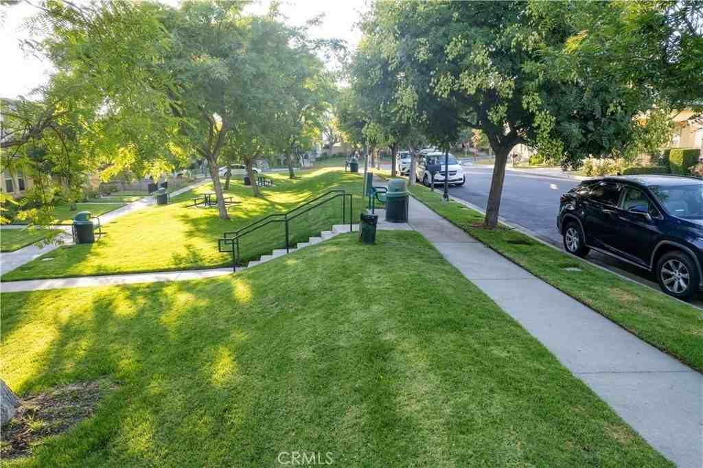 19803 Beringer Pl - Photo 2 of 50