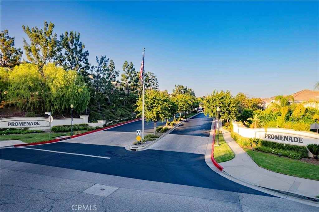 19803 Beringer Pl - Photo 4 of 50