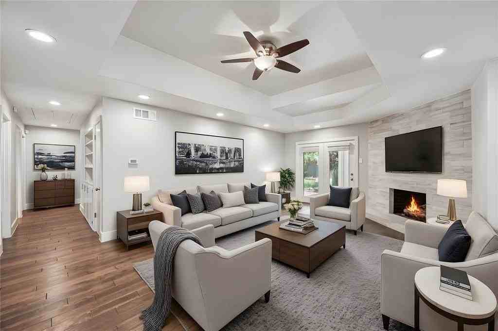 6820 E Mockingbird Ln - Photo 2 of 19