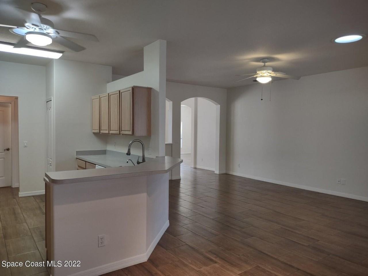 1792 Ladderback Court - Photo 5 of 37